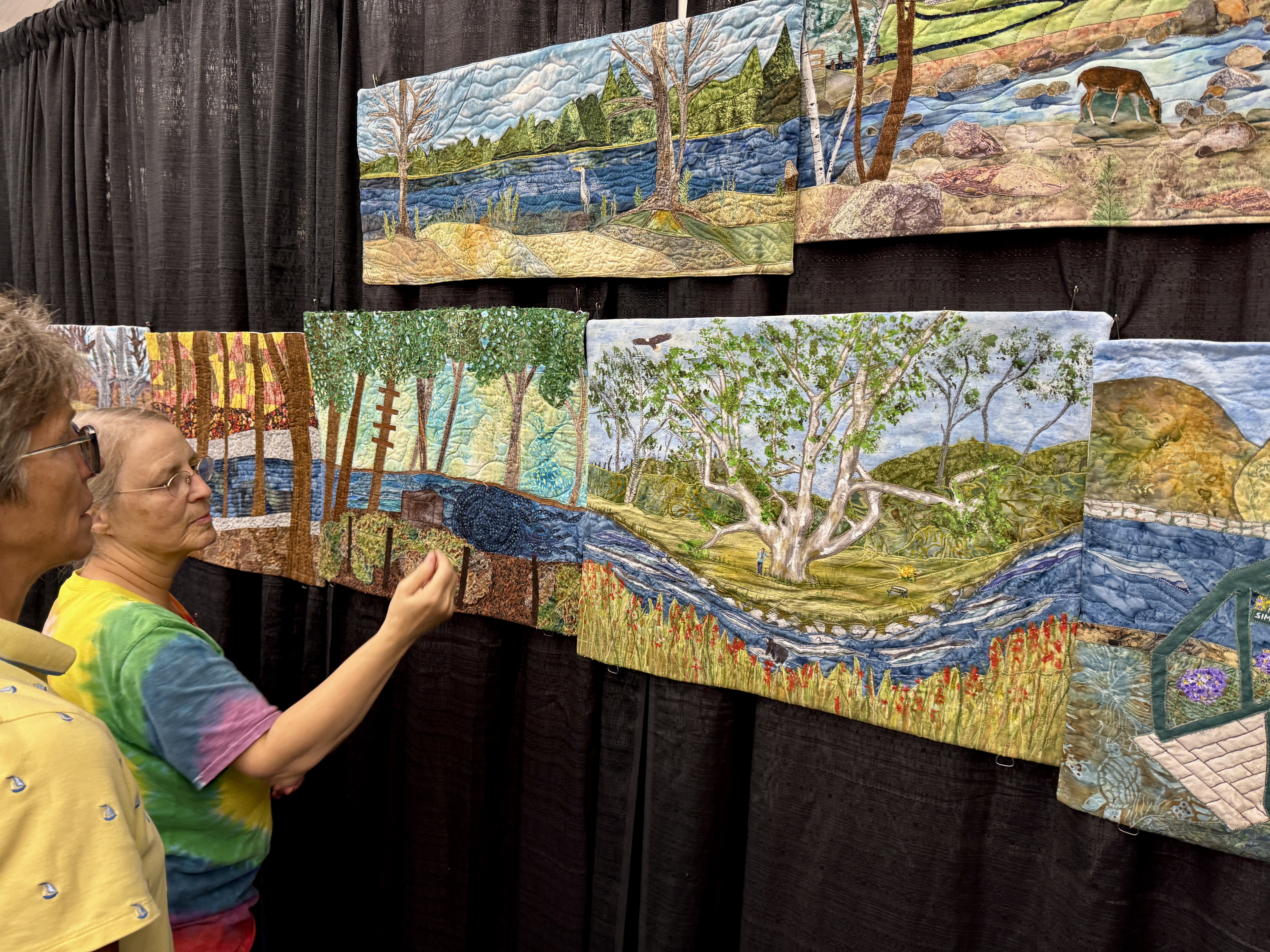 visitors viewing farmington river quilt